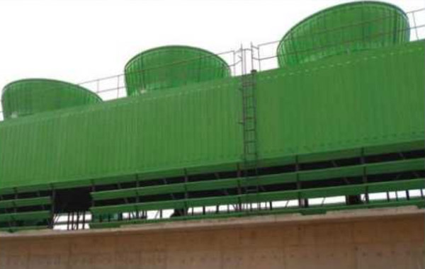 大型玻璃钢冷却塔